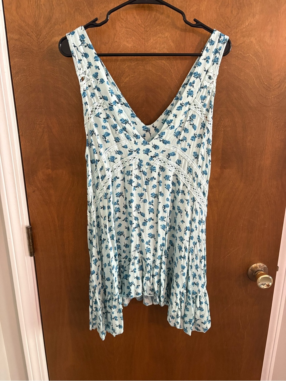 Light Blue Floral V-Neck Free People Sleeveless Dress/Top